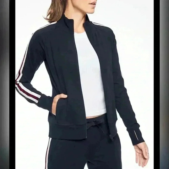 Athleta Circa Track Jacket in Antique Burgundy Size S - Picture 2 of 5